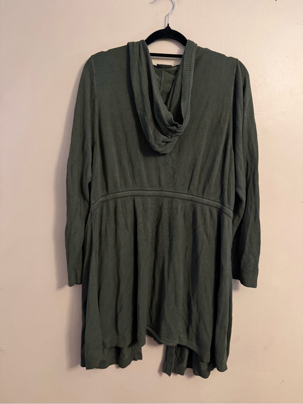 torrid Olive Green Hooded Open Cardigan with Pockets - Picture 2 of 4